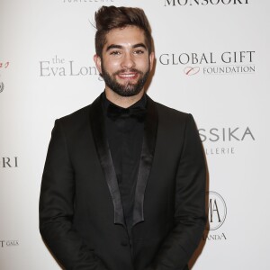 Kendji Girac - Photocall au Dîner du Global Gift Gala au profit de L'Unicef France Frimousses de Créateurs, de The Global Gift Foundation et The Eva Longoria Foundation, organisé au Four Seasons Hôtel George V à Paris, le 25 mai 2015.