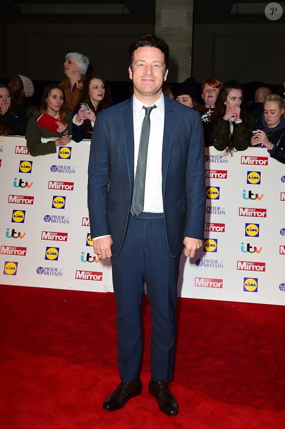 Jamie Oliver arrive au Pride of Britain Awards 2014 à Londres, le 6 octobre 2014