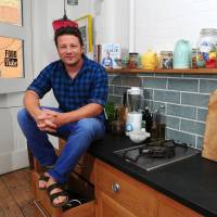 Jamie Oliver cambriolé : Les voleurs repartent avec un bien maigre butin !