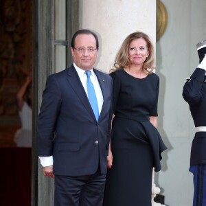 François Hollande president de la republique et Valerie Trierweiler - Diner en l'honneur de Mr Joachim Gauck president federal d'Allemagne au palais de l'Elysee a Paris le 3 septembre 2013.