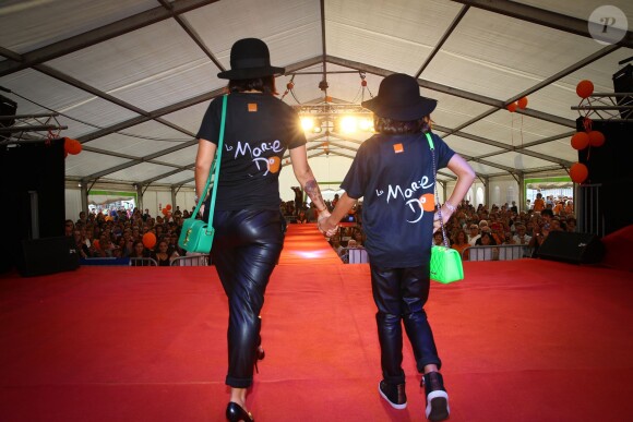 Exclusif - Alizée et sa fille Annily ont participé à la dernière journée de la 9ème édition de l'association 'La Marie Do' à Ajaccio en tant que marraine, dimanche 11 octobre 2015.