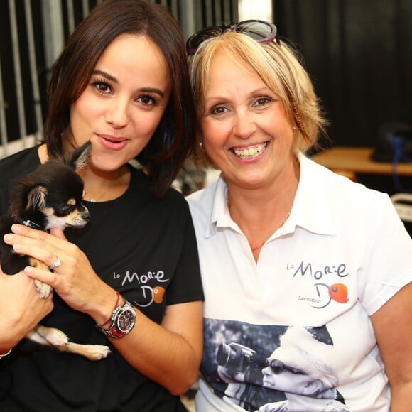 Exclusif - Alizée et sa fille Annily ont participé à la dernière journée de la 9ème édition de l'association 'La Marie Do' à Ajaccio en tant que marraine le 11 octobre 2015.