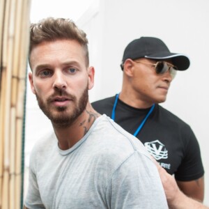 Le chanteur Matt Pokora - People à la journée mondiale des oubliés des vacances de l'association du Secours populaire au Champ-de-Mars à Paris, le 19 août 2015.