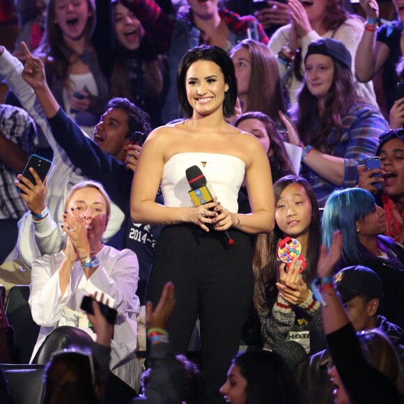 Carly Rae Jepsen en concert avec Demi Lovato au ‘We Day Toronto' à Toronto, le 1er octobre 2015 © CPA/Bestimage01/10/2015 - Toronto