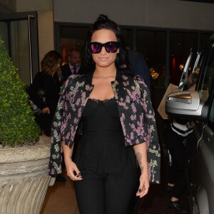 Demi Lovato à la sortie des studios de la BBC à Londres, le 9 septembre 2015  Demi Lovato seen outside the BBC Radio 1 studios in London. London, United Kingdom - Wednesday September 9, 201509/09/2015 - Londres