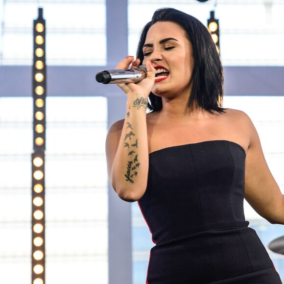 Demi Lovato en concert au JK Iguatemi Mall de Sao Paulo, au Brésil, le 20 octobre 2015