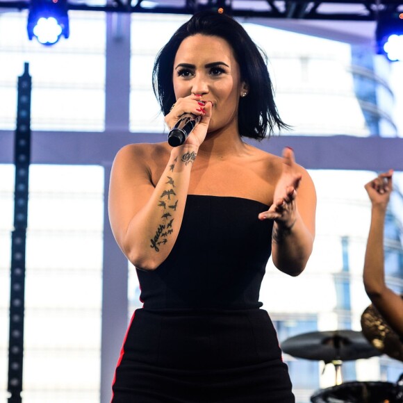 Demi Lovato en concert au JK Iguatemi Mall de Sao Paulo, au Brésil, le 20 octobre 2015