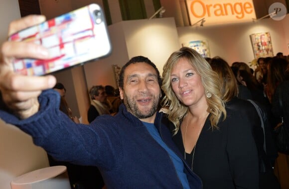 Zinedine Soualem et sa compagne Caroline Faindt - Soirée d'inauguration de la Fiac 2015 organisée par Orange au Grand Palais à Paris, le 21 octobre 2015.