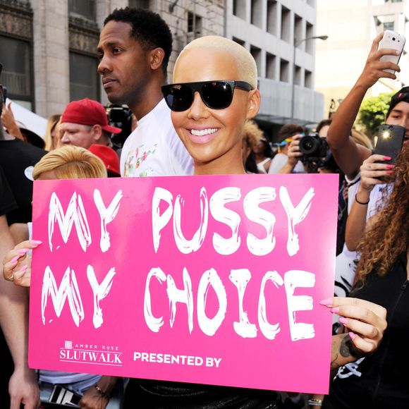 Amber Rose lors de la Slut Walk organisée à Los Angeles, le 3 octobre 2015