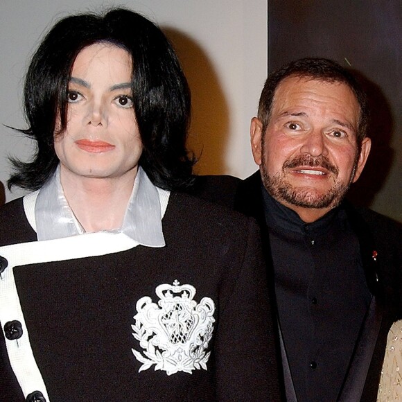 Arnold Klein arriving et Michael Jackson en 2009 à Laguna Beach, en Californie.