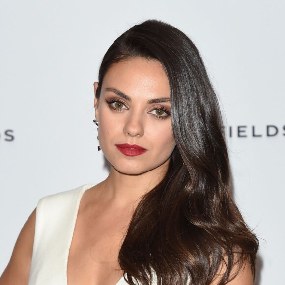 Mila Kunis à Londres le 23 juin 2015.