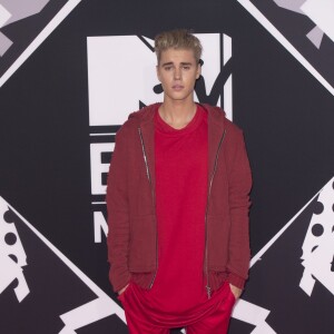 Justin Bieber lors des MTV Europe Music Awards 2015 au Mediolanum Forum. Milan, le 25 octobre 2015.