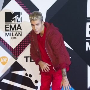 Justin Bieber lors des MTV Europe Music Awards 2015 au Mediolanum Forum. Milan, le 25 octobre 2015.