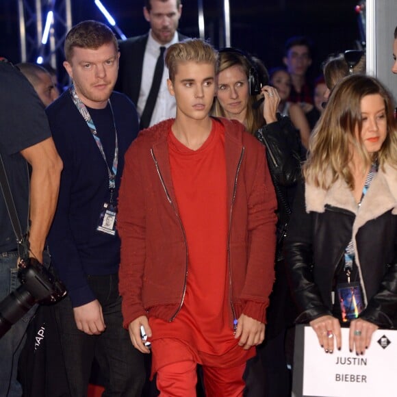 Justin Bieber lors des MTV Europe Music Awards 2015 au Mediolanum Forum. Milan, le 25 octobre 2015.