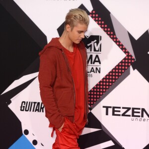 Justin Bieber lors des MTV Europe Music Awards 2015 au Mediolanum Forum. Milan, le 25 octobre 2015.