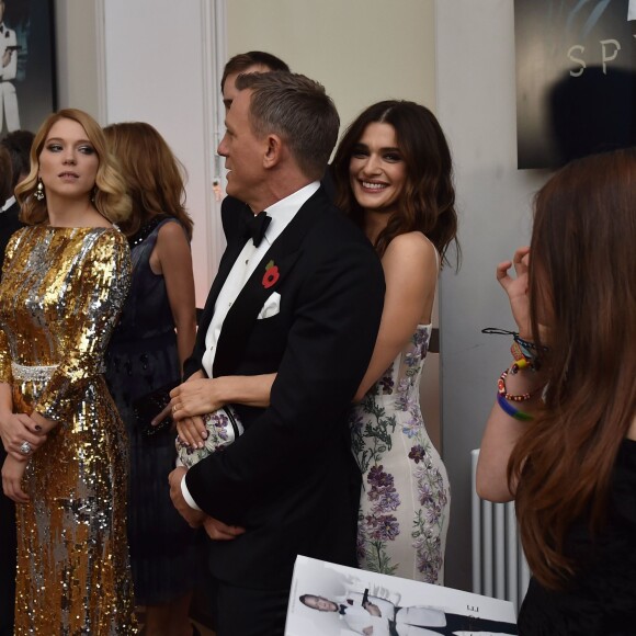 Daniel Craig et sa femme Rachel Weisz - Première mondiale du nouveau James Bond "007 Spectre" au Royal Albert Hall à Londres le 26 octobre 2015.