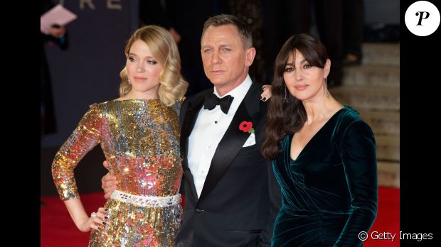 Léa Seydoux, Daniel Craig et Monica Bellucci - Première mondiale du nouveau James Bond &quot;007 Spectre&quot; au Royal Albert Hall à Londres le 26 octobre 2015.