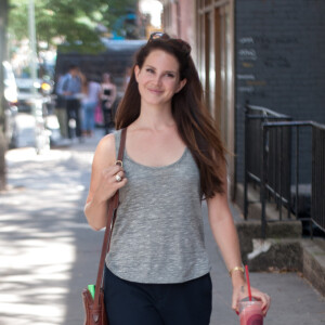 Lana Del Rey se promène à New York le 3 septembre 2014.