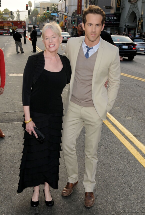 Ryan Reynolds et sa mère Tammy à Hollywood, le 1er juin 2009.