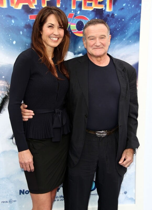 Robin Williams, Susan Schneider à la première du film Happy Feet Two, à Hollywood, le 13 novembre 2011