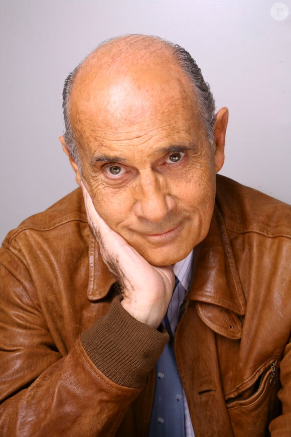 Portrait de Guy Marchand à Paris, le 30 août 2012.