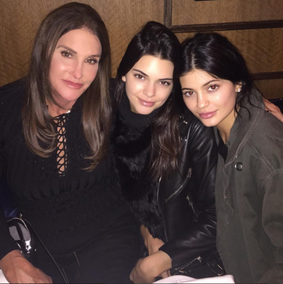 Caitlyn Jenner et ses filles Kendall et Kylie dînent au Carbone, dans le quartier de West Village. New York, le 7 novembre 2015.