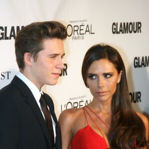 Victoria Beckham et son fils Brooklyn Beckham - Soirée des "Glamour Women Of The Year Awards" 2015 à New York, le 9 novembre 2015.