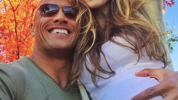 Dwayne Johnson et sa compagne Lauren vont être parent d'une fille - novembre 2015
