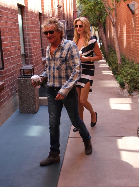 Rod Stewart et Penny Lancaster à Los Angeles le 27 juillet 2015