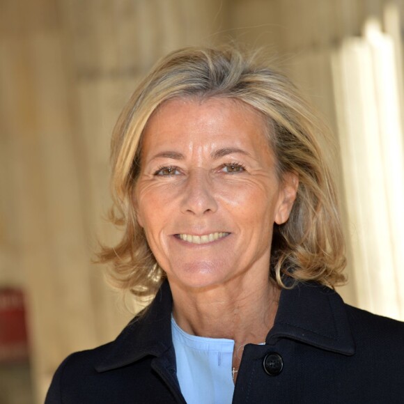 Claire Chazal au défilé de mode "Christian Dior", collection prêt-à-porter printemps-été 2016, à la Cour Carrée du Louvre à Paris le 2 octobre 2015