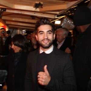 Kendji Girac participe à l'inauguration du village de Noël des Champs-Élysées à Paris le 13 novembre 2015.