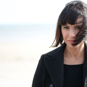 Mathilda May - Rendez-vous sur la plage lors du Festival du Cinéma et Musique de Film de La Baule, le 14 novembre 2015.