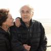 Macha Méril et son mari Michel Legrand - Rendez-vous sur la plage lors du Festival du Cinéma et Musique de Film de La Baule le 14 novembre 2015.