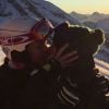 Marine Lorphelin et son petit ami Zack Dugong amoureux en haut des pistes, le 9 février 2015