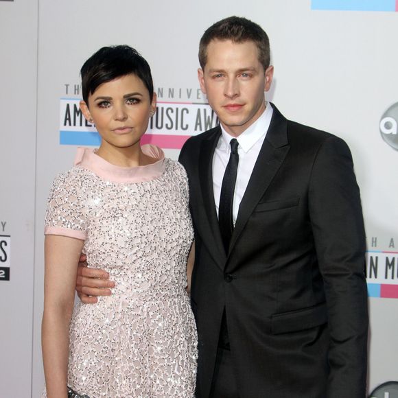 Ginnifer Goodwin, Josh Dallas - Ceremonie annuelle des 40eme "American Music Awards" a Los Angeles.