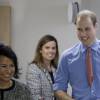 Le prince William en visite à l'hôpital Royal Marsden NHS Foundation Trust à Sutton, le 18 novembre 2015.
