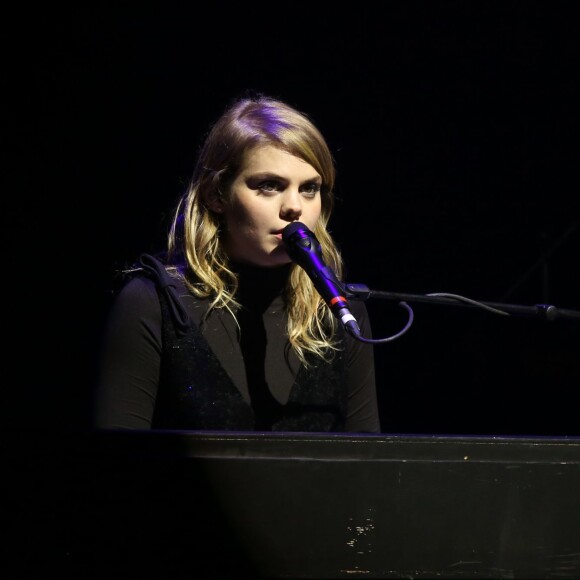Coeur de Pirate (Béatrice Martin) au concert RFM Music Live au Comedia à Paris le 3 novembre 2015.