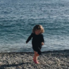 Romy, 3 ans, fille de la chanteuse Coeur de Pirate, à Marseille, en novembre 2015.
