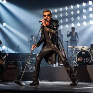 Exclusif : Johnny Hallyday sur scène à Amnéville le 18 novembre 2015.