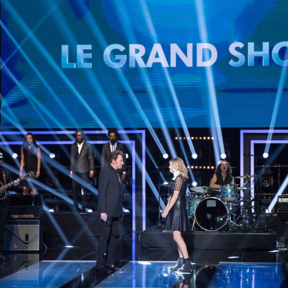 Exclusif - Louane Emera - Enregistrement le 28 octobre de l'émission "Le Grand Show : Spécial Johnny Hallyday". Diffusion sur France 2 le 28 novembre ©Cyril Moreau/Bestimage.