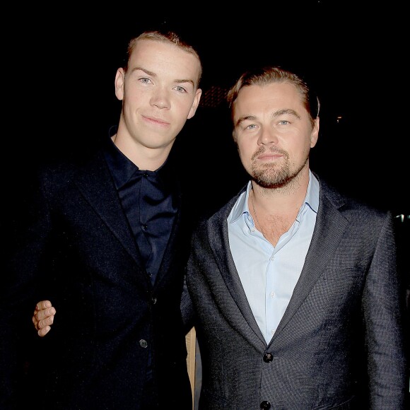 Will Poulter, Leonardo DiCaprio lors d'une projection spéciale de The Revenant à New York le 24 novembre 2015.