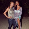 Nicole Scherzinger à Hawaï avec sa soeur Keala fin novembre 2015