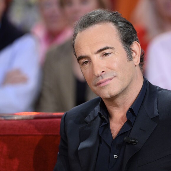 Jean Dujardin - Enregistrement de l'émission "Vivement Dimanche" à Paris le 25 Novembre 2015 et qui sera diffusée le 29 Novembre 2015.