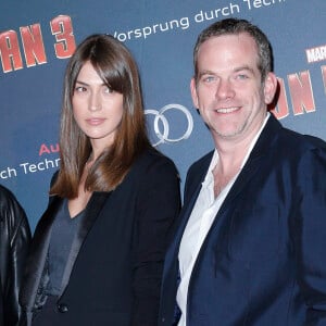 Garou et sa compagne Stephanie Fournier - Avant-première Parisienne de "Iron Man 3" au Grand Rex le 14 avril 2013.