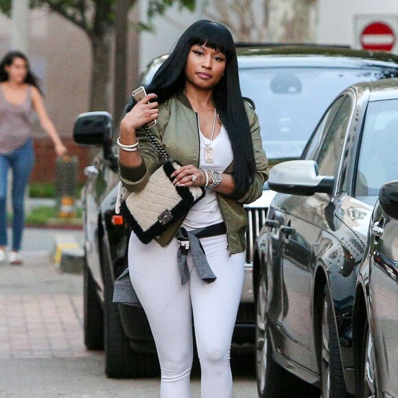 Nicki Minaj et son compagnon Meek Mill font du shopping chez Barney à Los Angeles le 16 septembre 2015.