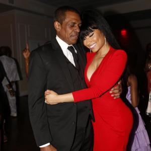 Nicki Minaj avec son père lors du mariage de son frère Jelani Maraj au mois d'août 2015.