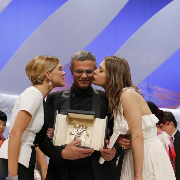 Léa Seydoux, Abdellatif Kechiche (Palme d'Or pour "La vie d'Adèle") et Adèle Exarchopoulos - Cérémonie de clors de la clôture du 66e festival du film de Cannes le 26 mai 2013.