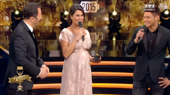 Karine Ferri, enceinte et sublime dans l'émission Les Z'awards de la télé sur TF1. Le 11 décembre 2015.