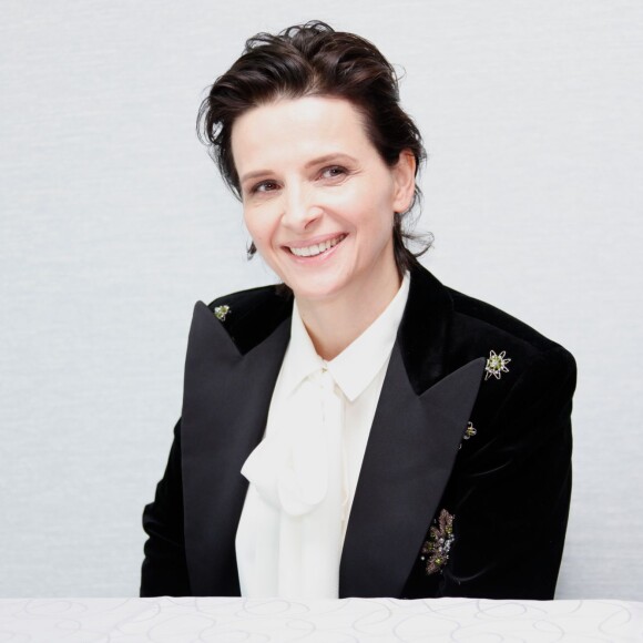 Juliette Binoche en conférence de presse pour le film "The 33". Le 9 novembre 2015 au Loews Hotel à Hollywood