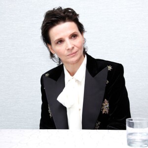 Juliette Binoche en conférence de presse pour le film "The 33". Le 9 novembre 2015 au Loews Hotel à Hollywood